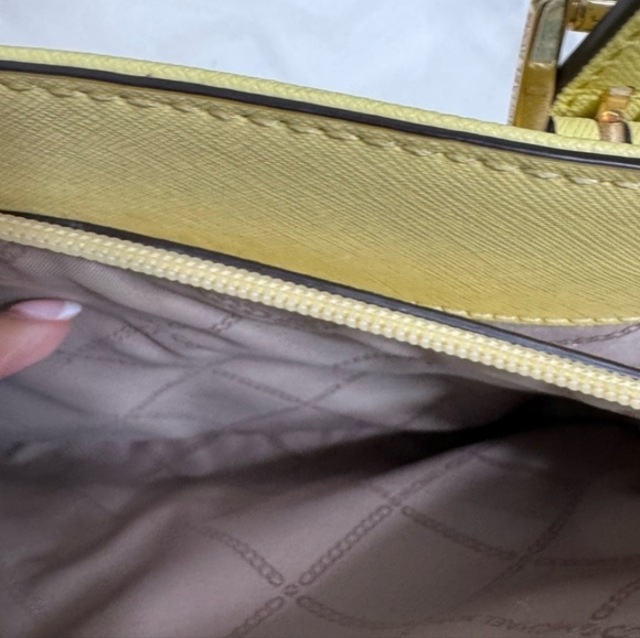 Michael Kors Lemon Yellow Jet Set Tote - Picture 4 of 7